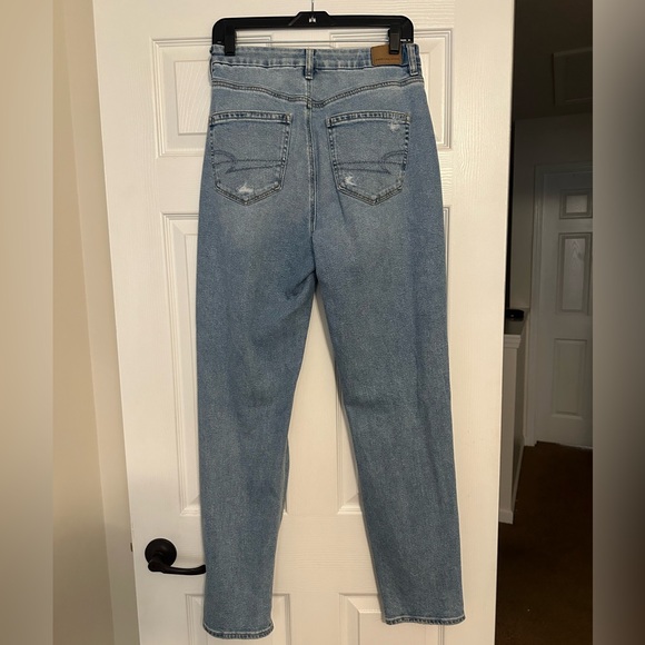 AE Stretch Super High Waisted Straight Jean - Picture 2 of 5